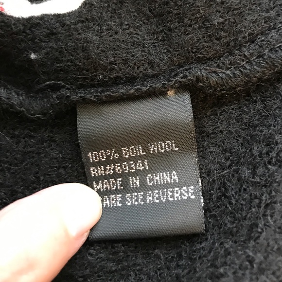 Lisa International Christmas Vest - Picture 4 of 4